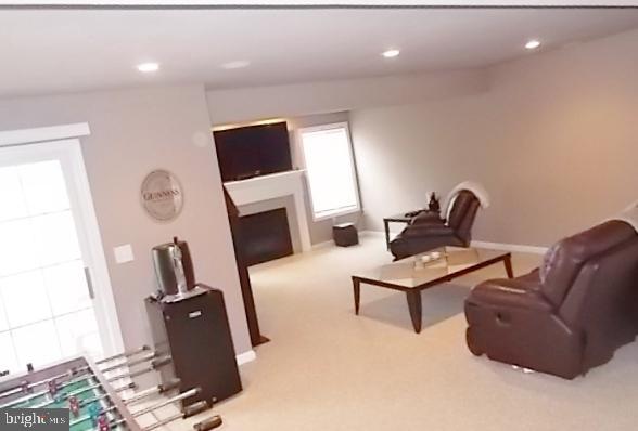 OAK HILLS - Residential