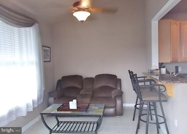 OAK HILLS - Residential