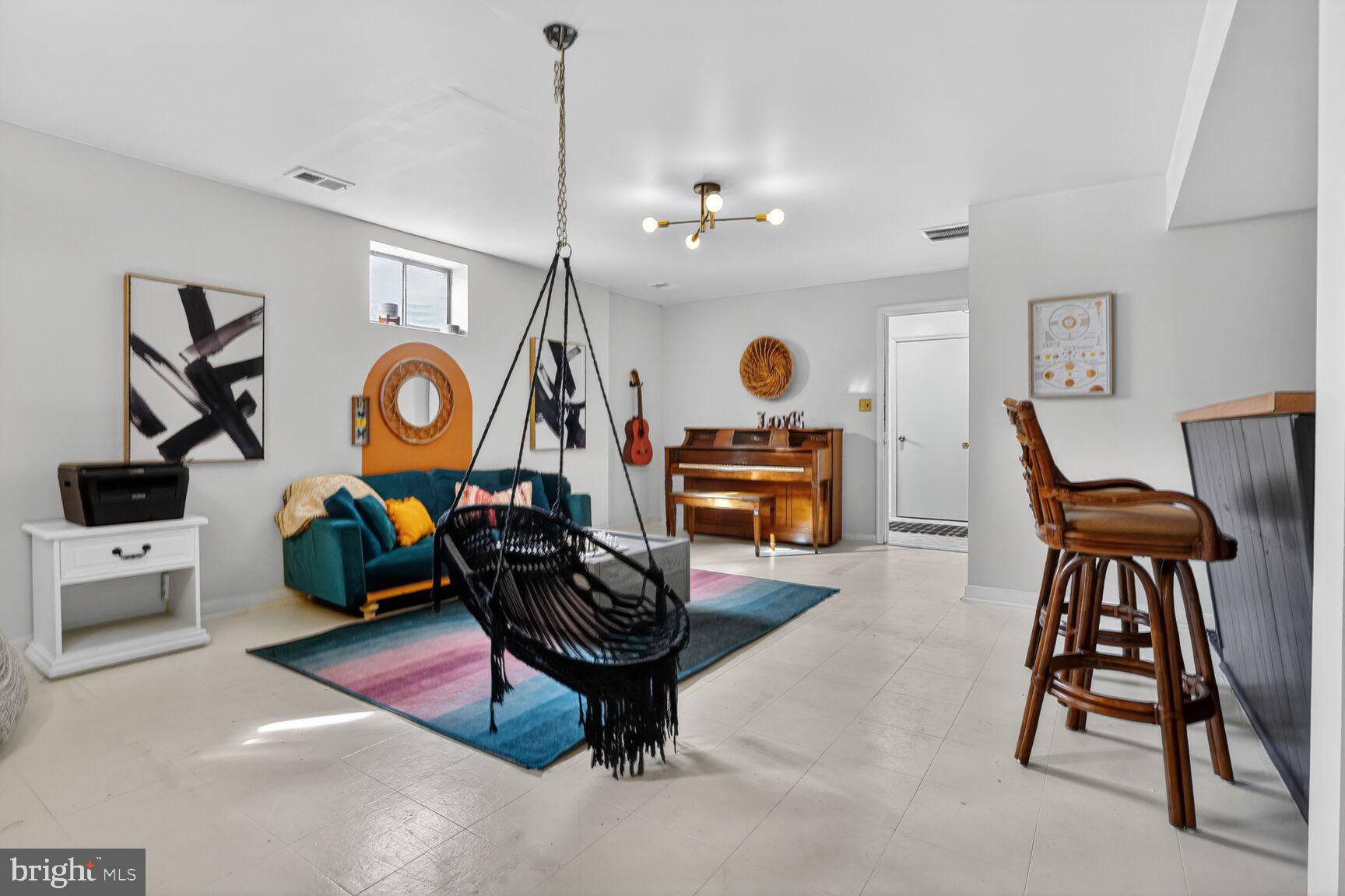 PARRAMORE - Residential