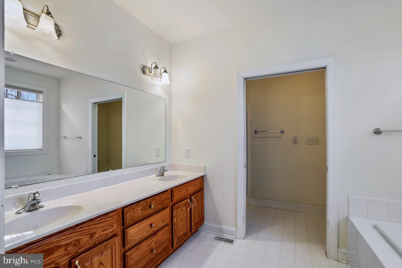 FERNBANK - Residential