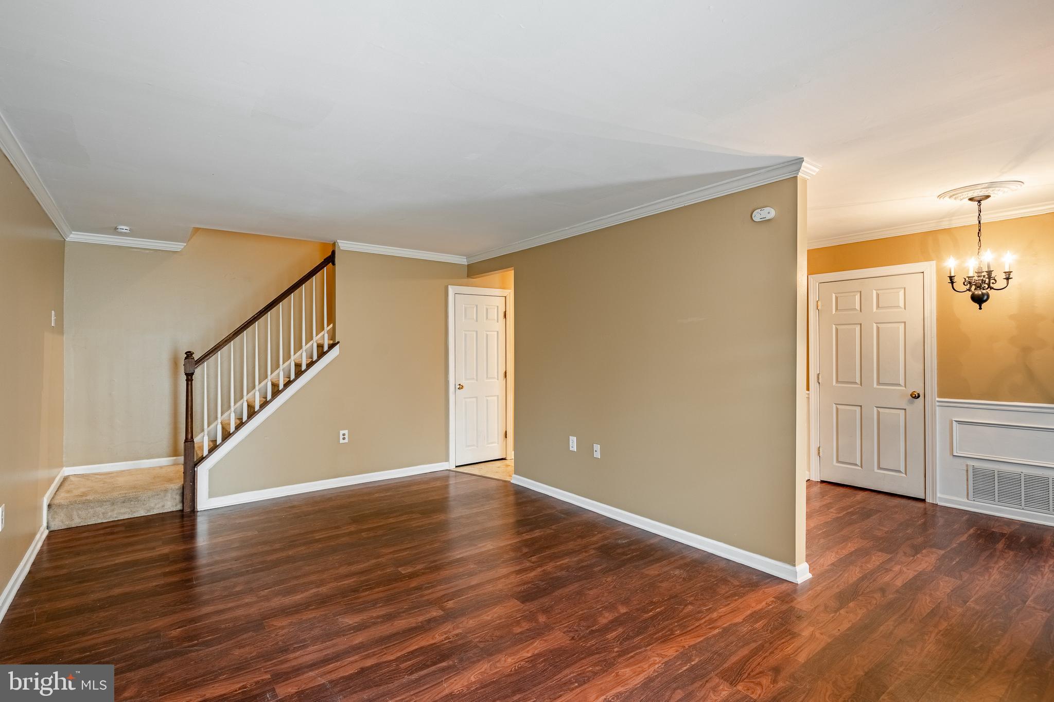 MIDDLETON PL - Residential