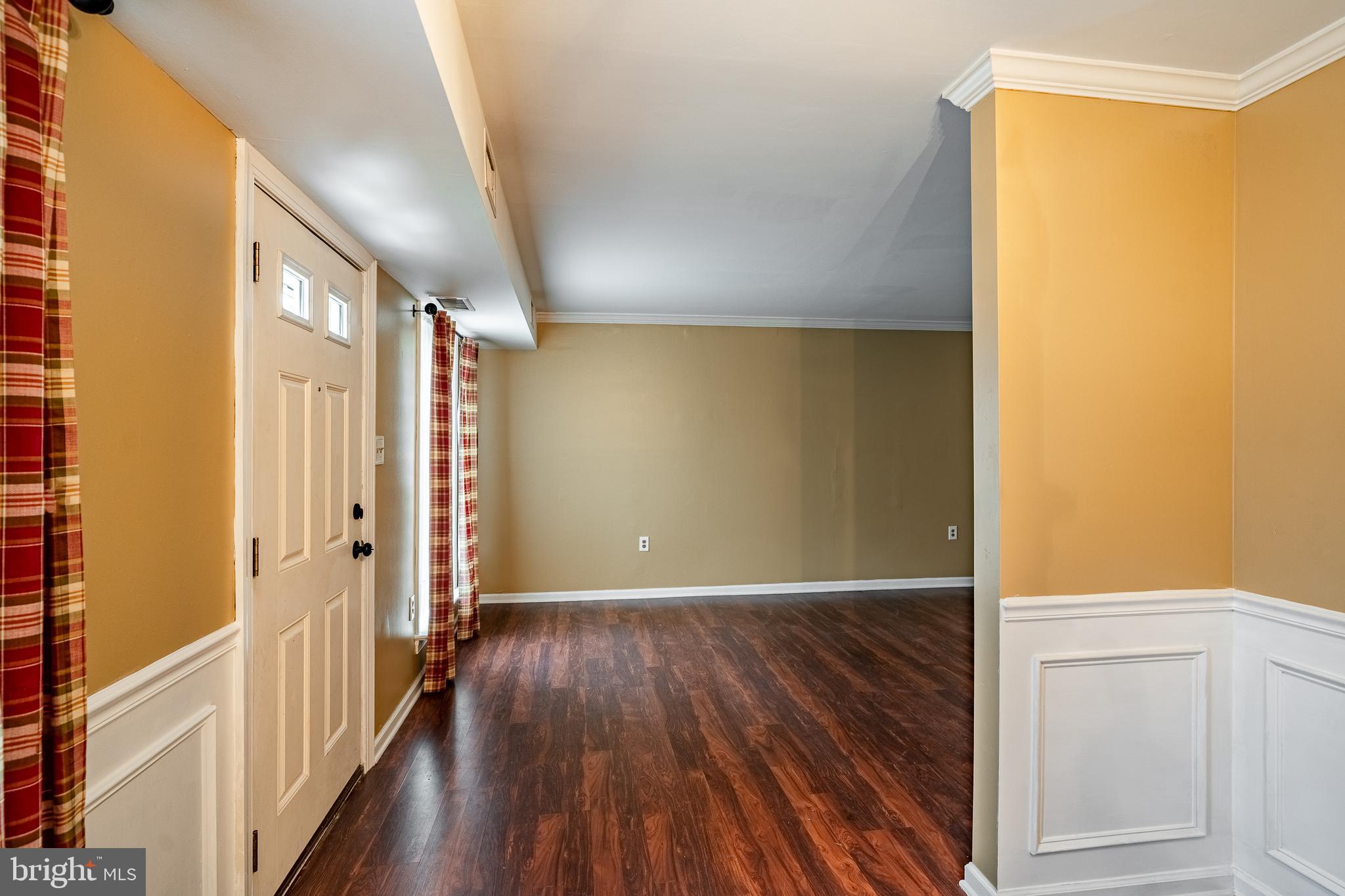 MIDDLETON PL - Residential