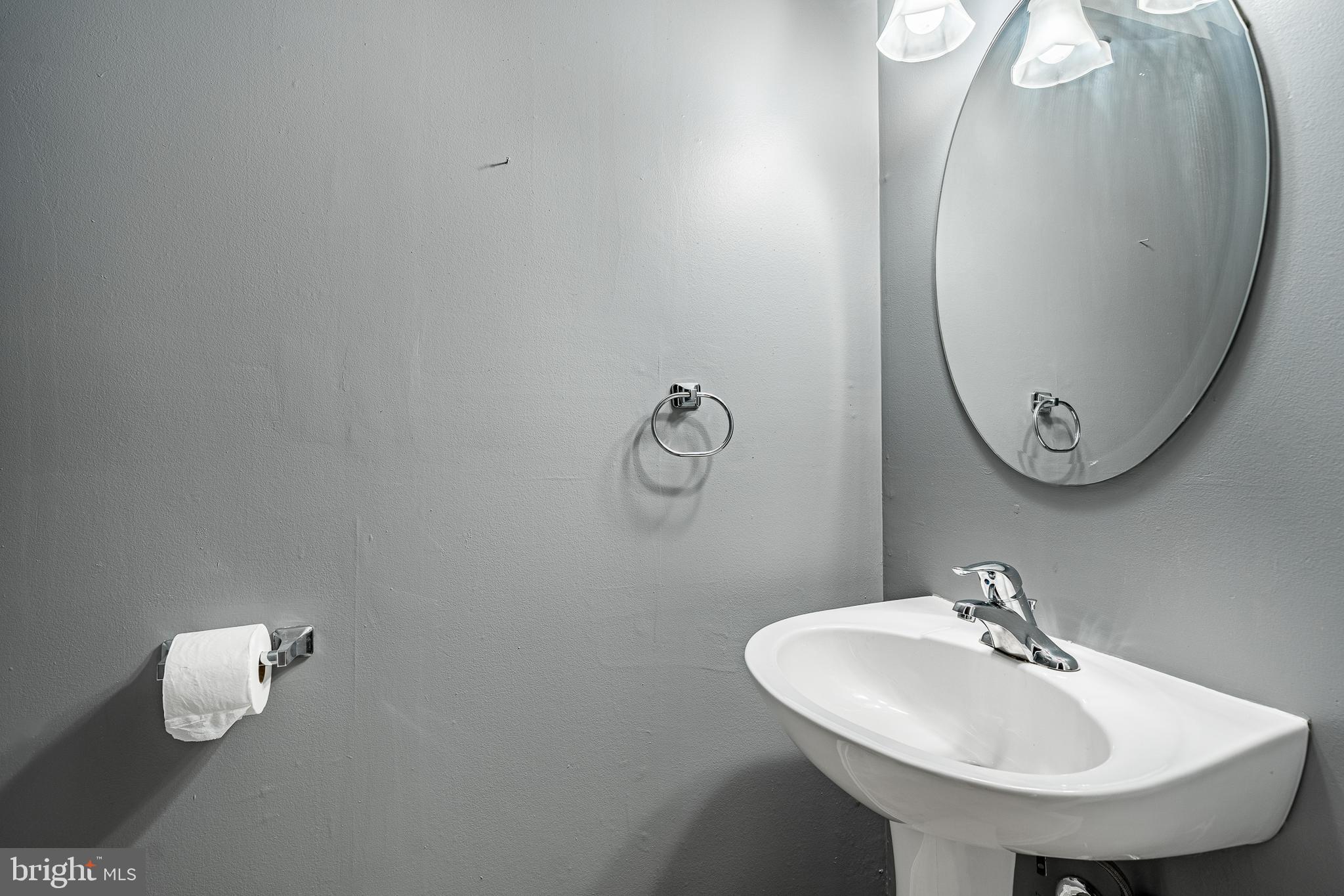 MIDDLETON PL - Residential