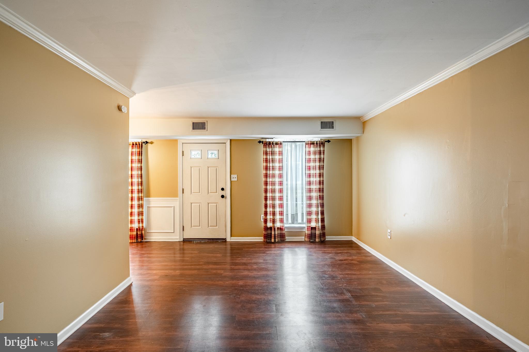 MIDDLETON PL - Residential