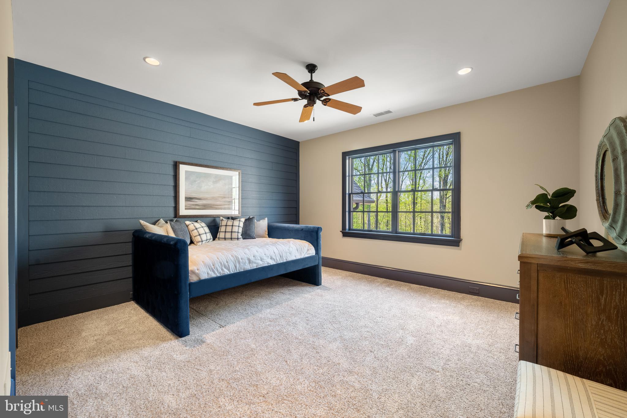 LEOPARD LAKES - Residential