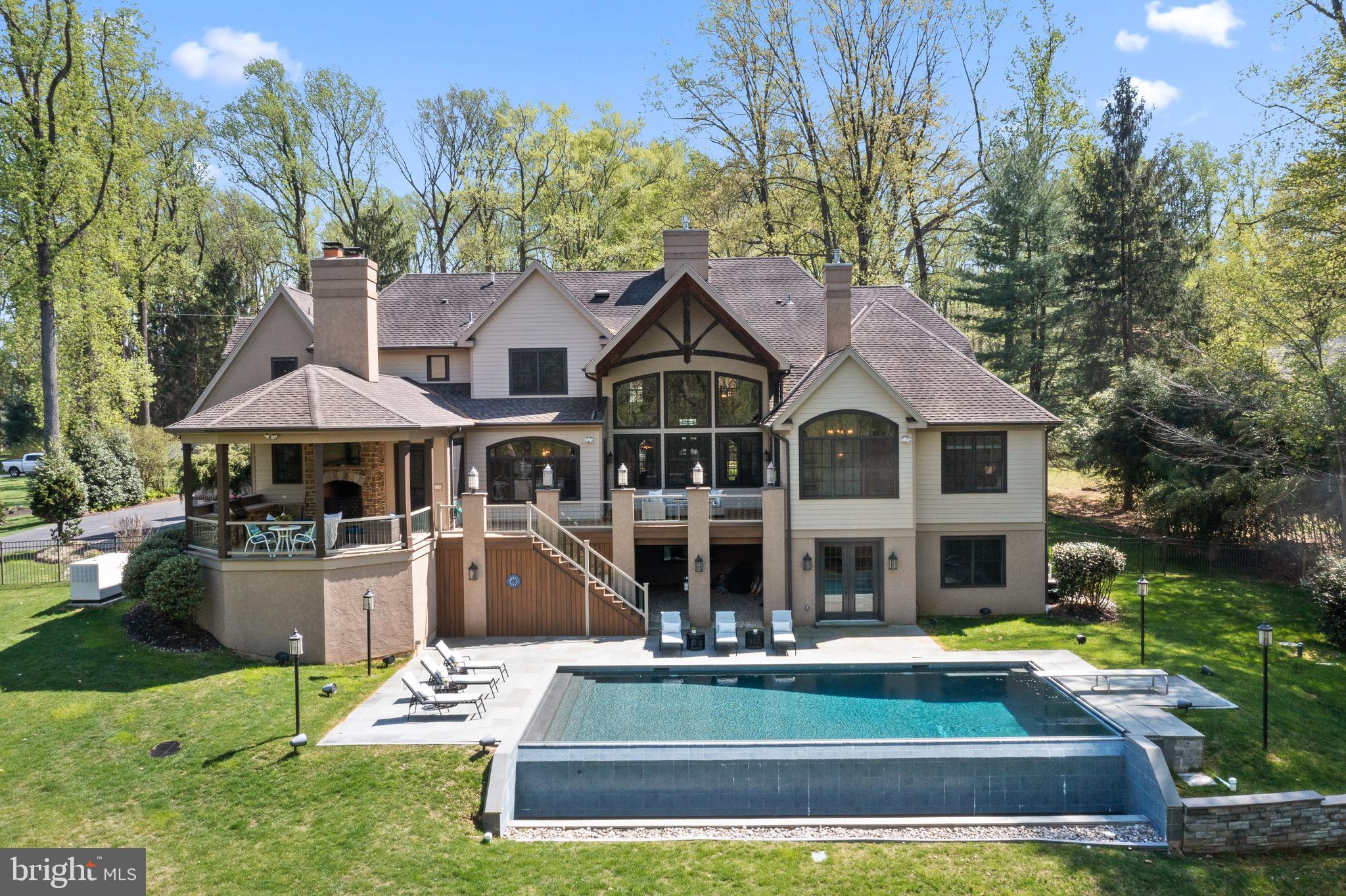 LEOPARD LAKES - Residential