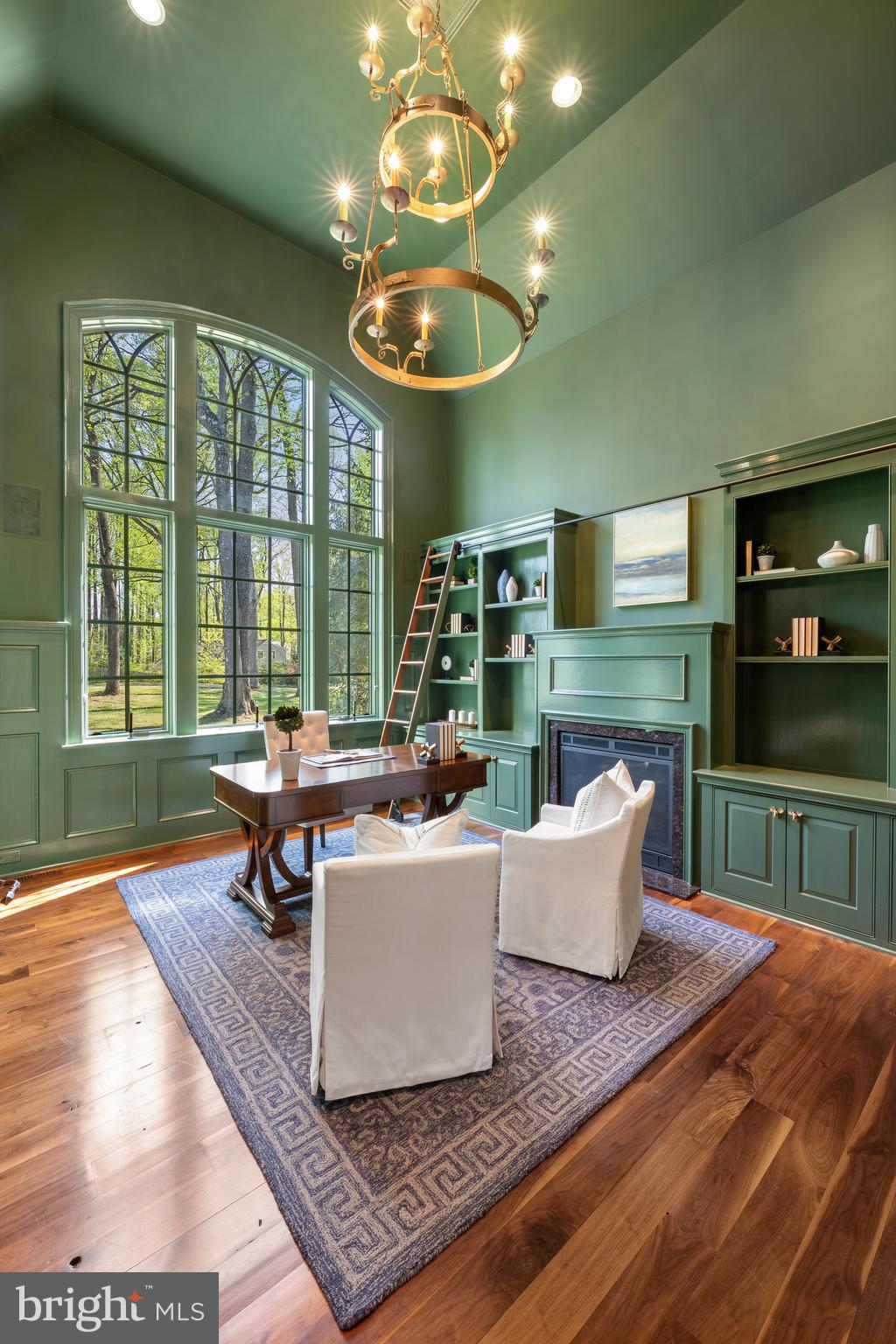 LEOPARD LAKES - Residential