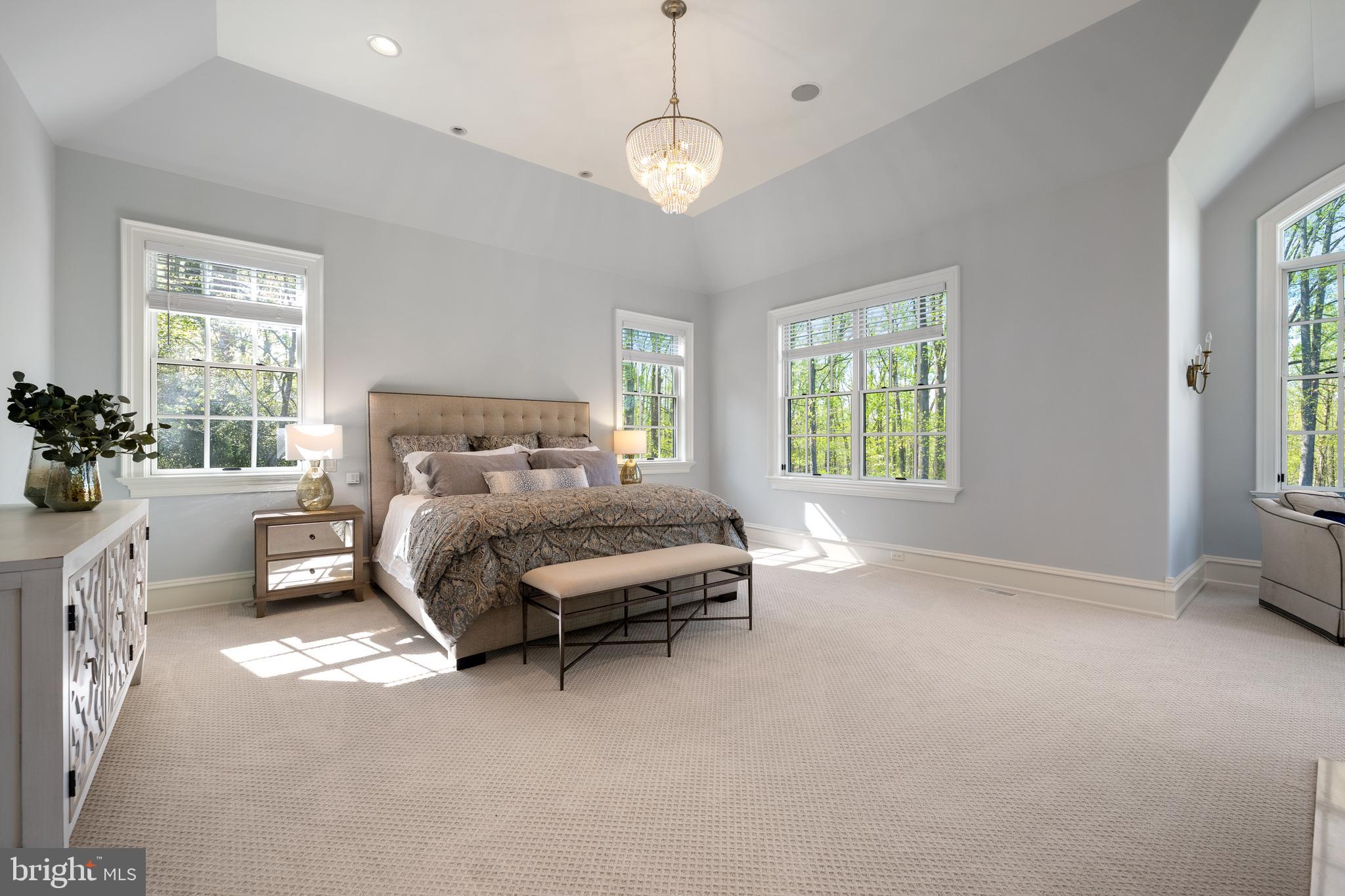 LEOPARD LAKES - Residential