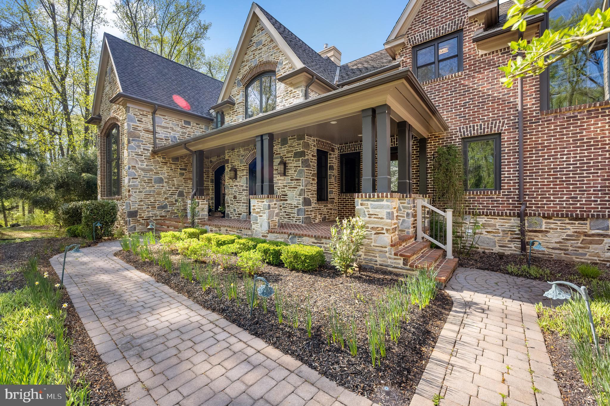 LEOPARD LAKES - Residential