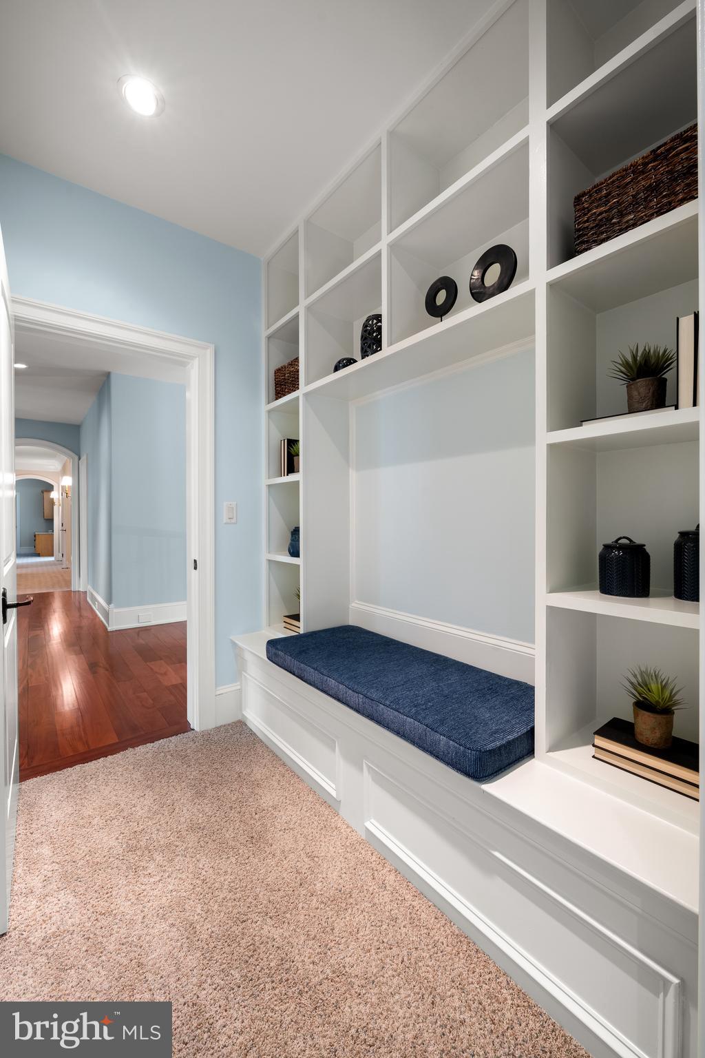 LEOPARD LAKES - Residential