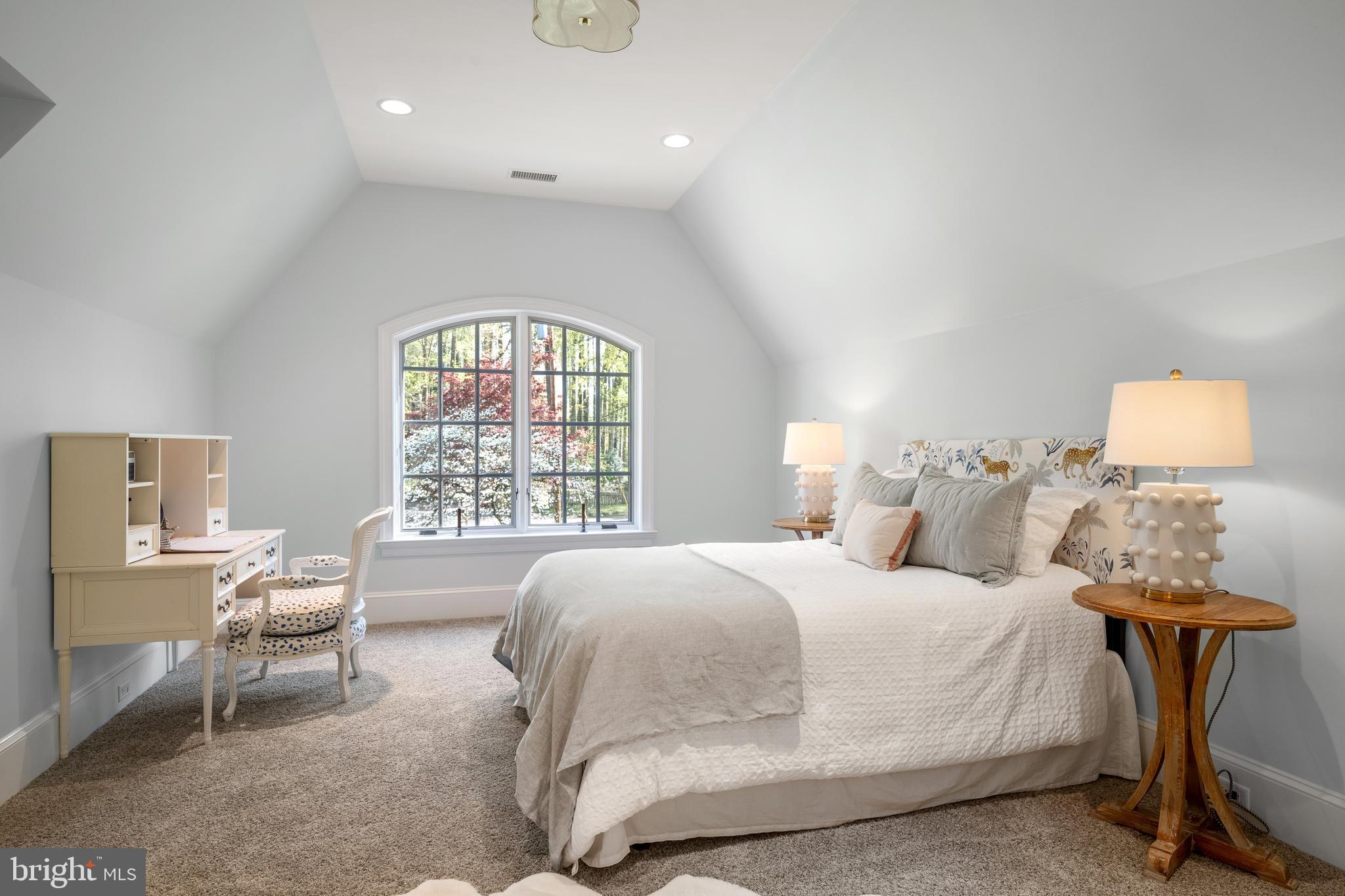 LEOPARD LAKES - Residential