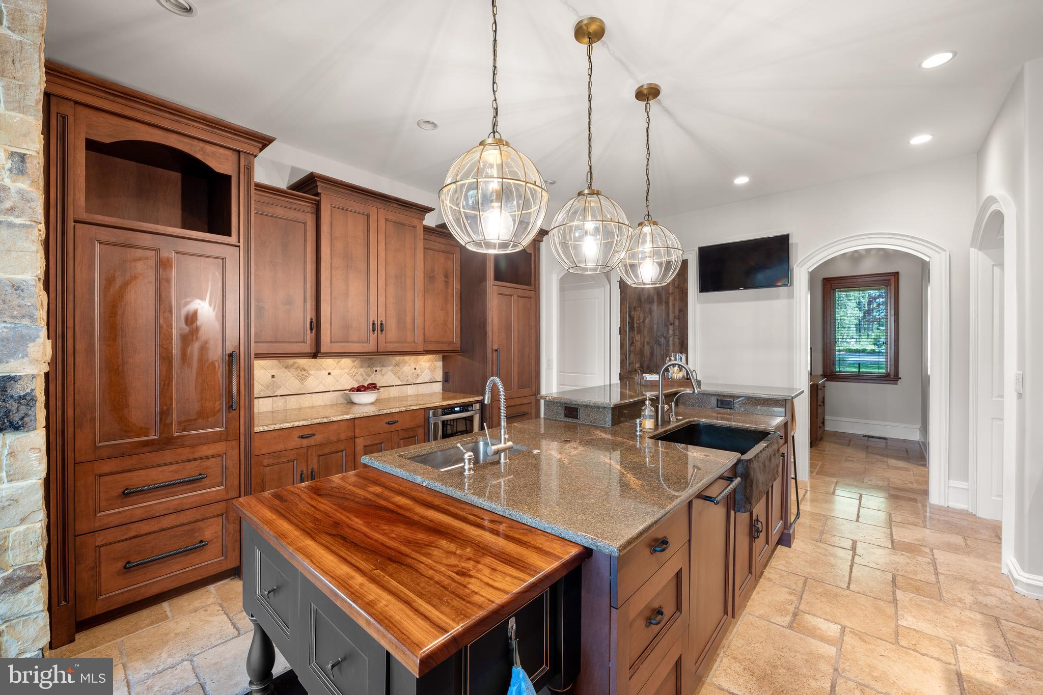 LEOPARD LAKES - Residential