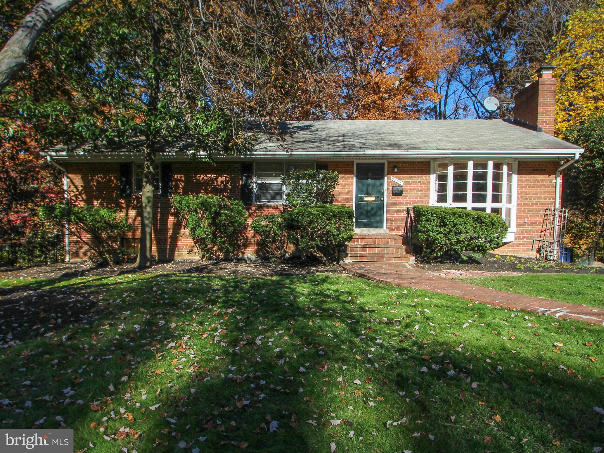 LINCOLNIA HILLS - Residential