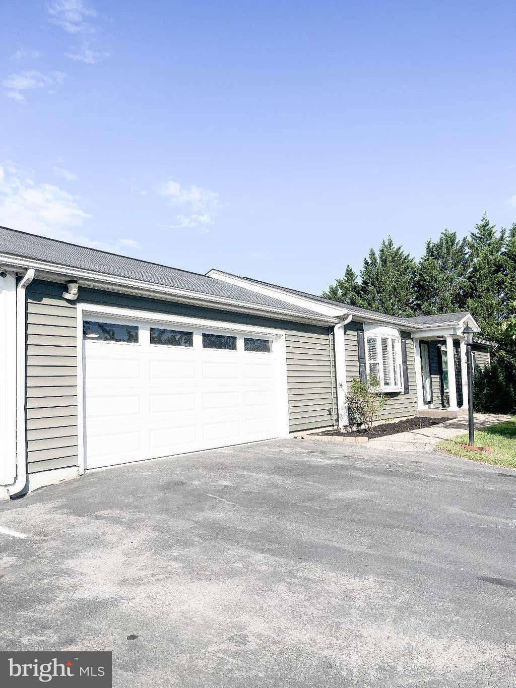 Photo of 33 Whirlwind Drive, MARTINSBURG, WV 25404 (MLS # WVBE2053690)