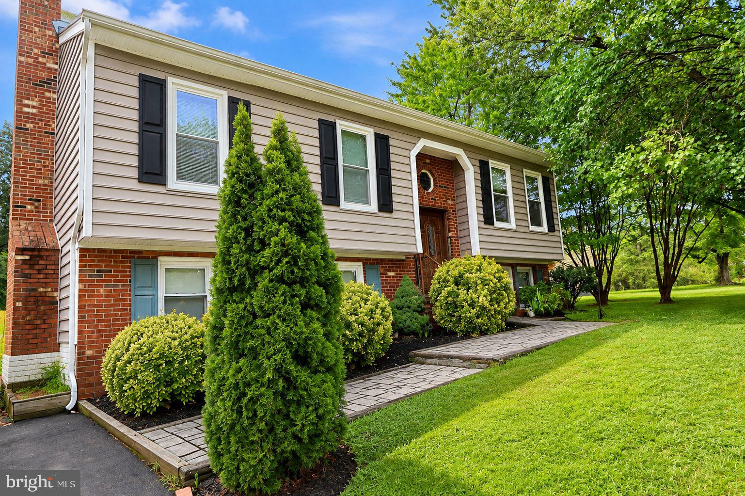 72 VISTA WOODS ROAD