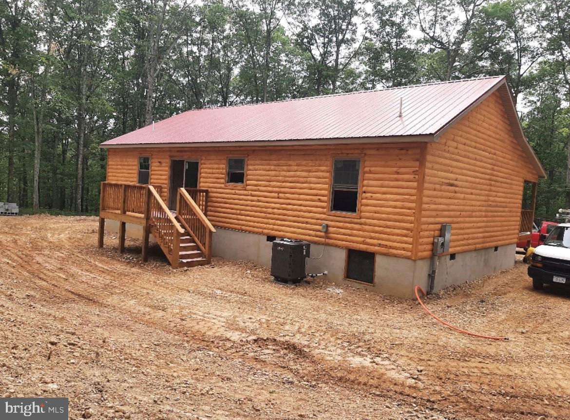 TROUT PASS - Residential