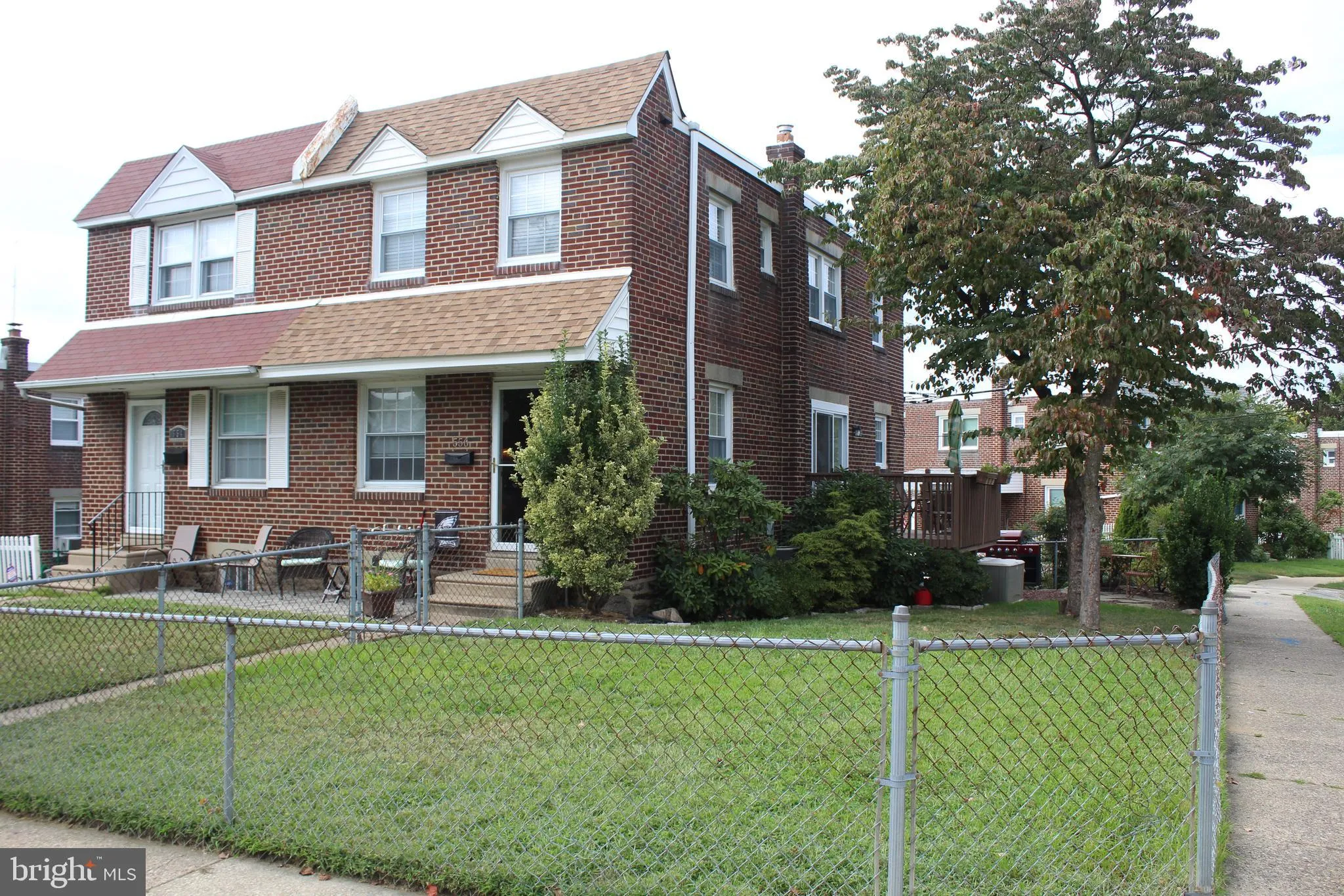 556 Fairway Terrace, Philadelphia, PA 19128