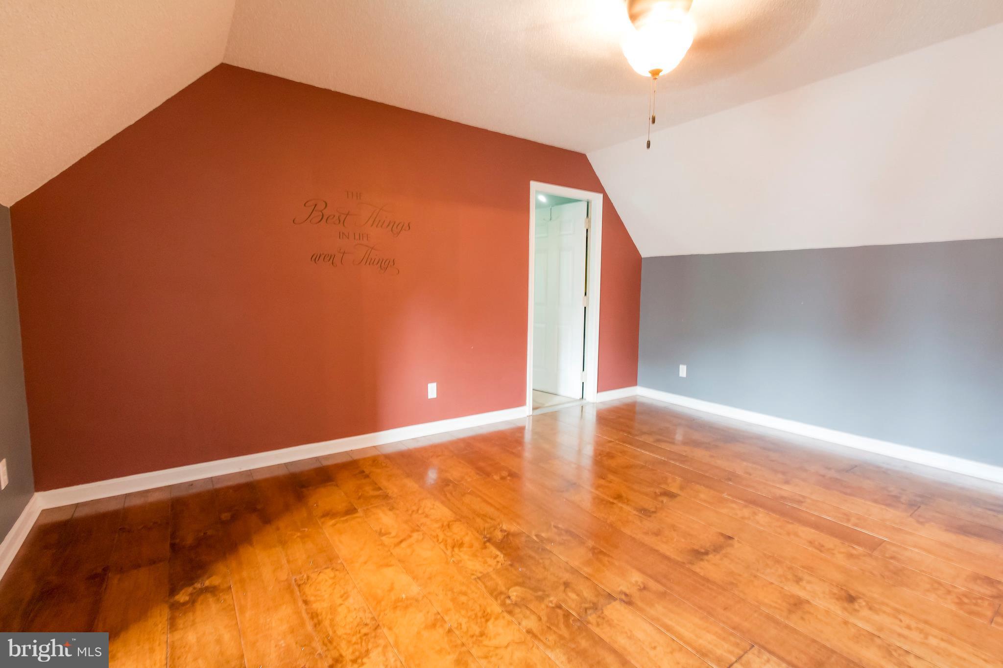 REDGATE - Residential