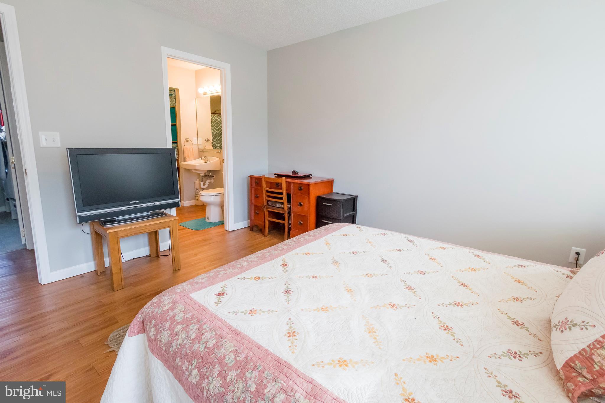 REDGATE - Residential