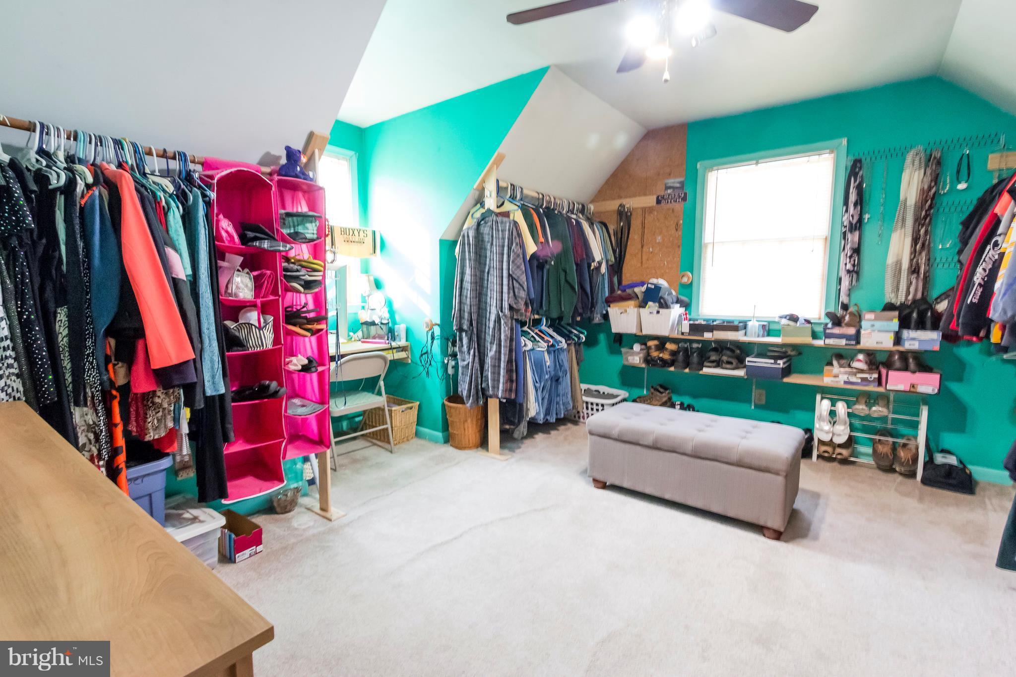 REDGATE - Residential