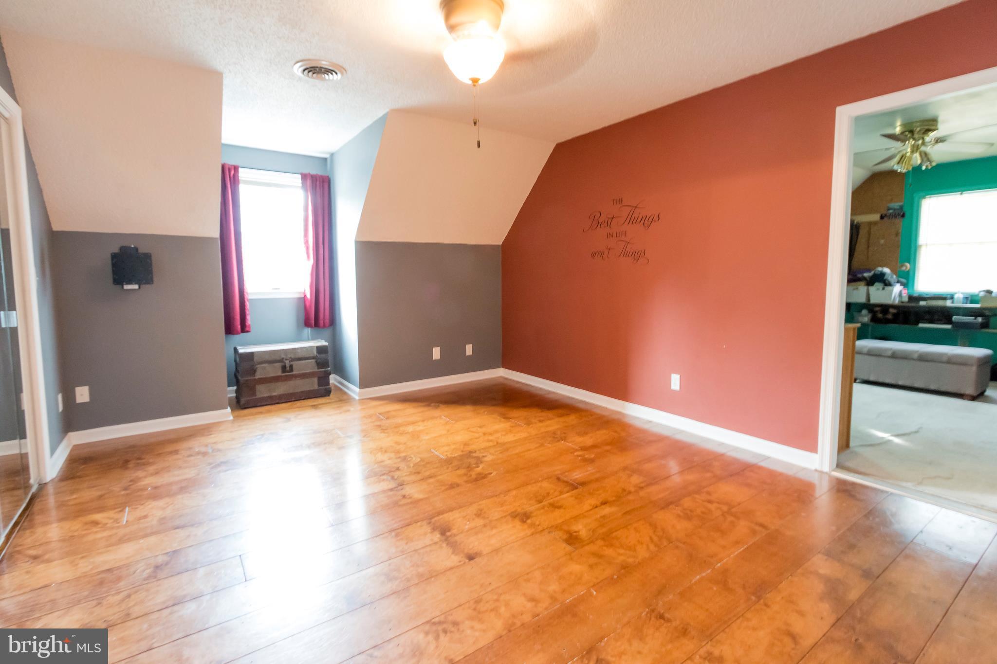 REDGATE - Residential