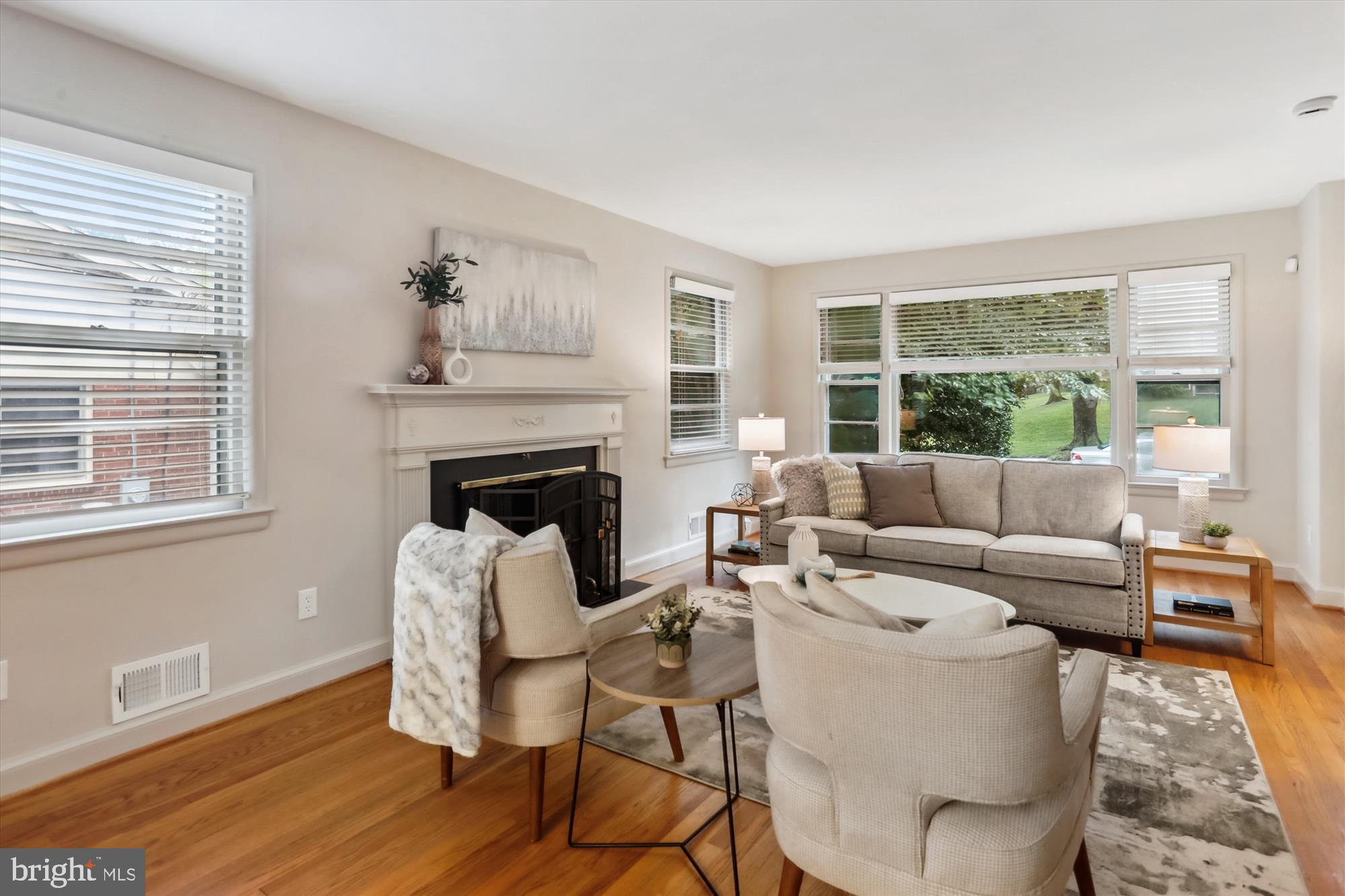 1407 CRESTRIDGE DRIVE