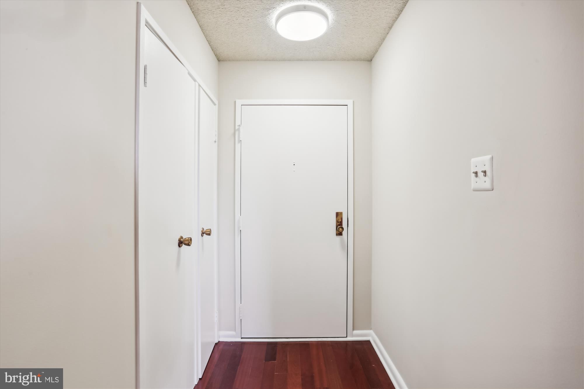 WESTLAKE TOWERS - Residential Lease