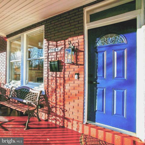 Photo of 1704 Independence Avenue SE, WASHINGTON, DC 20003 (MLS # DCDC2231888)