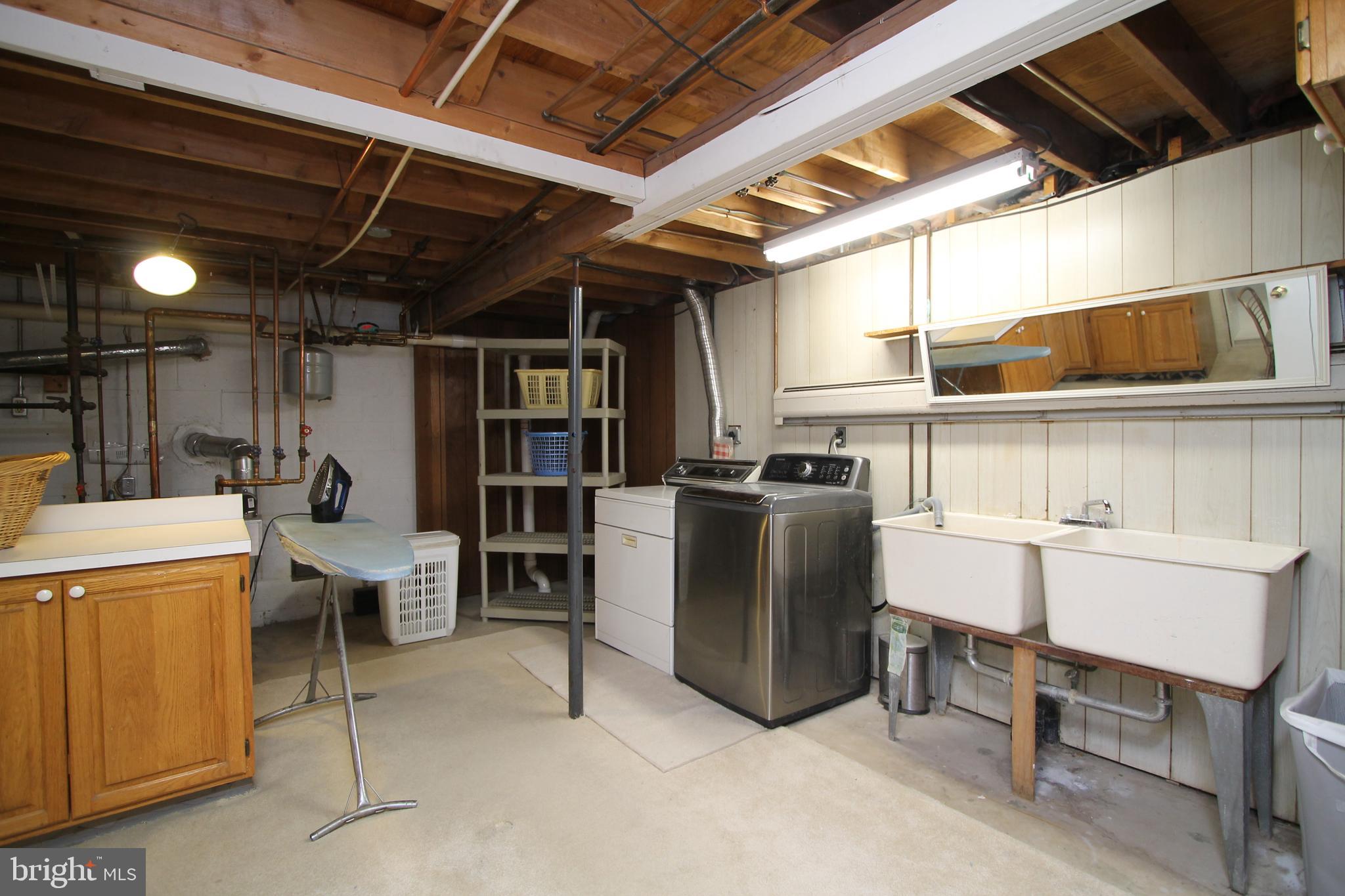 PARK FOREST VILLAGE - Residential