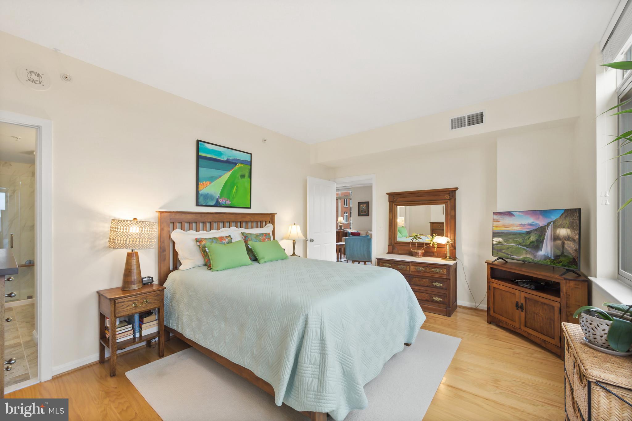 ELAN AT EAST MARKET - Residential