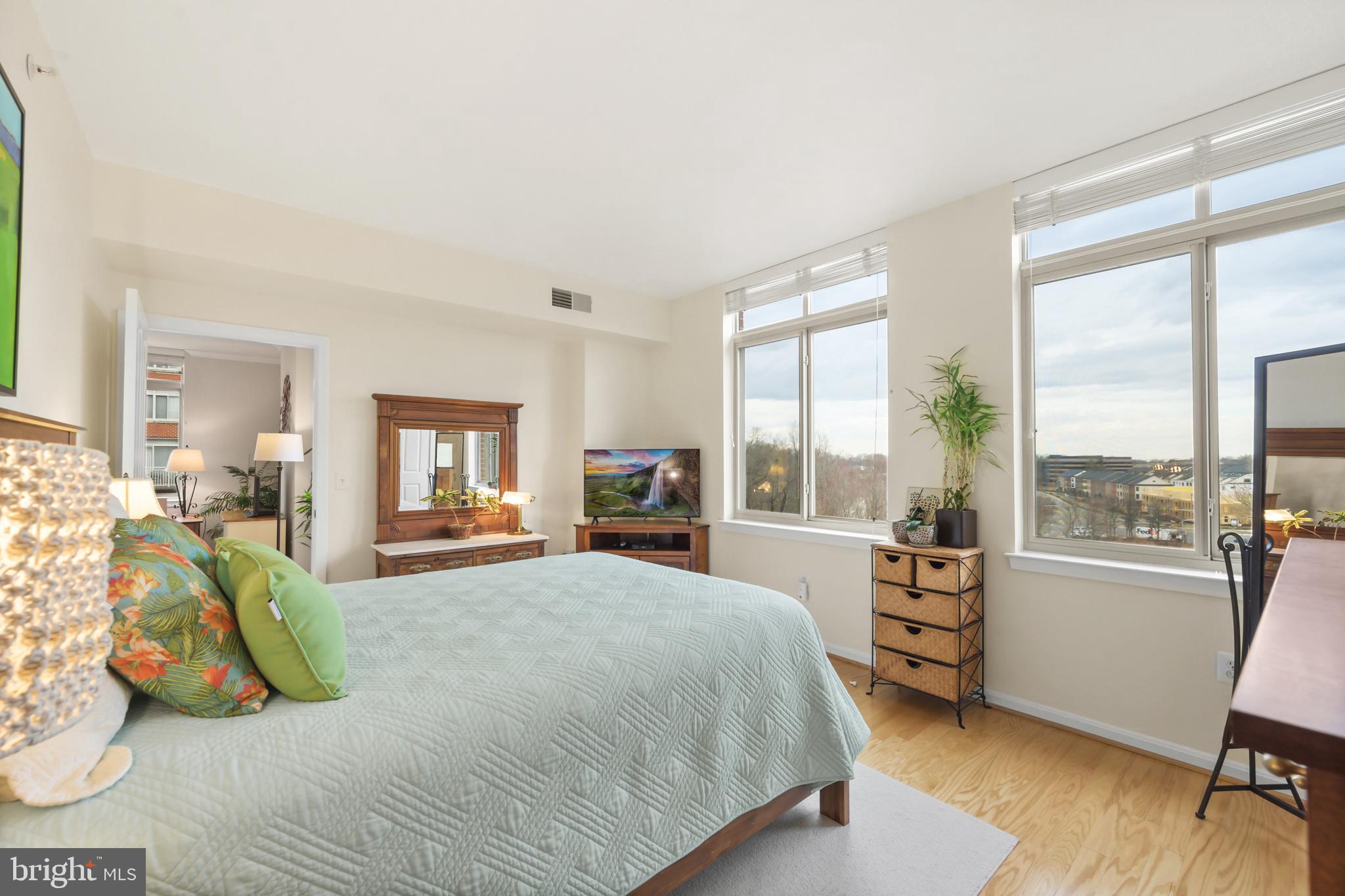 ELAN AT EAST MARKET - Residential