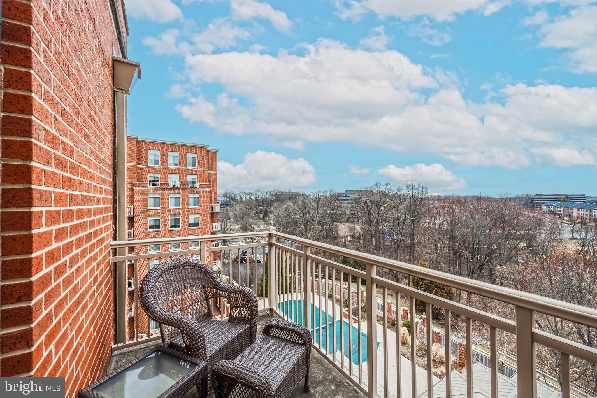 ELAN AT EAST MARKET - Residential