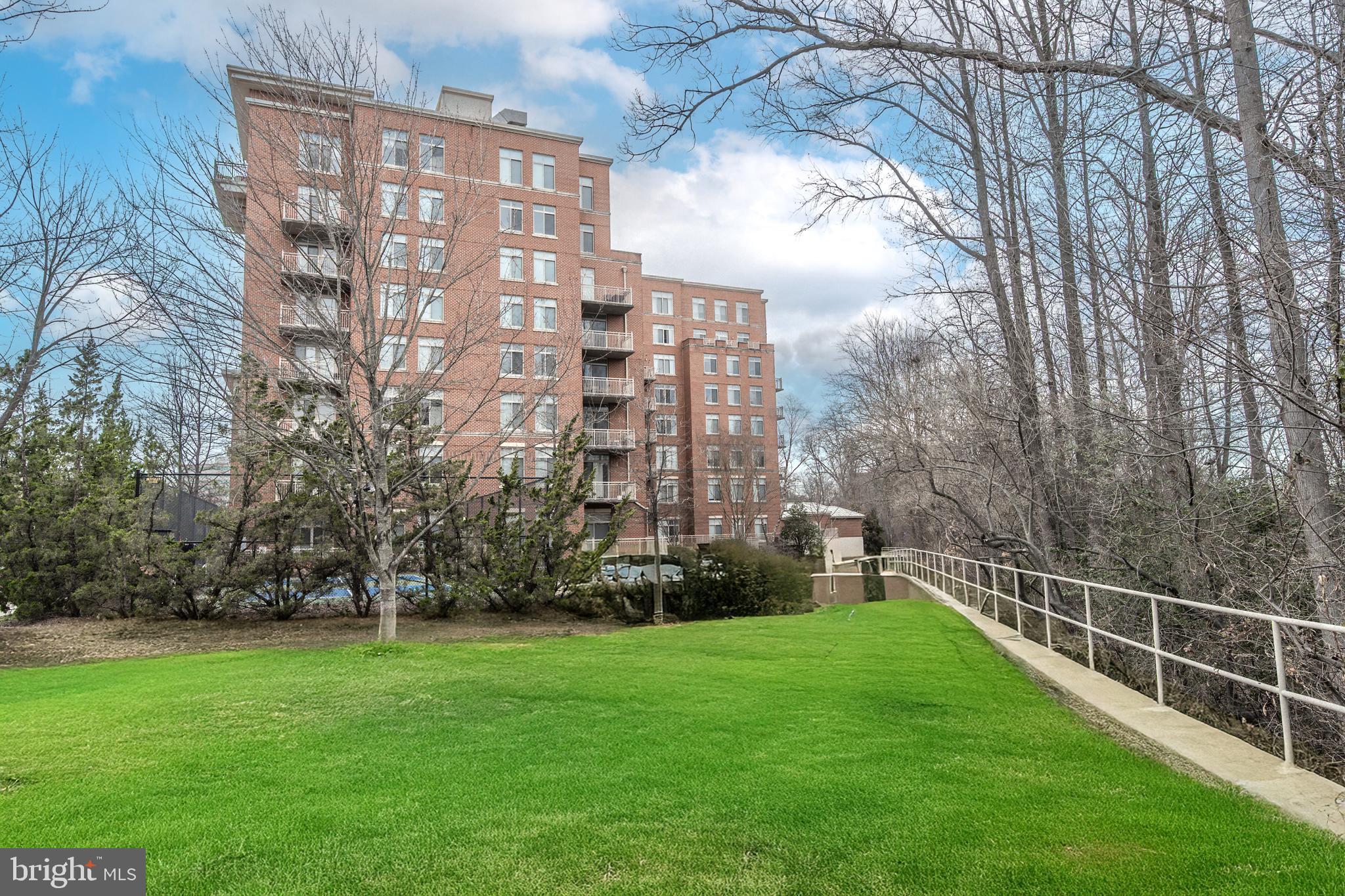 ELAN AT EAST MARKET - Residential