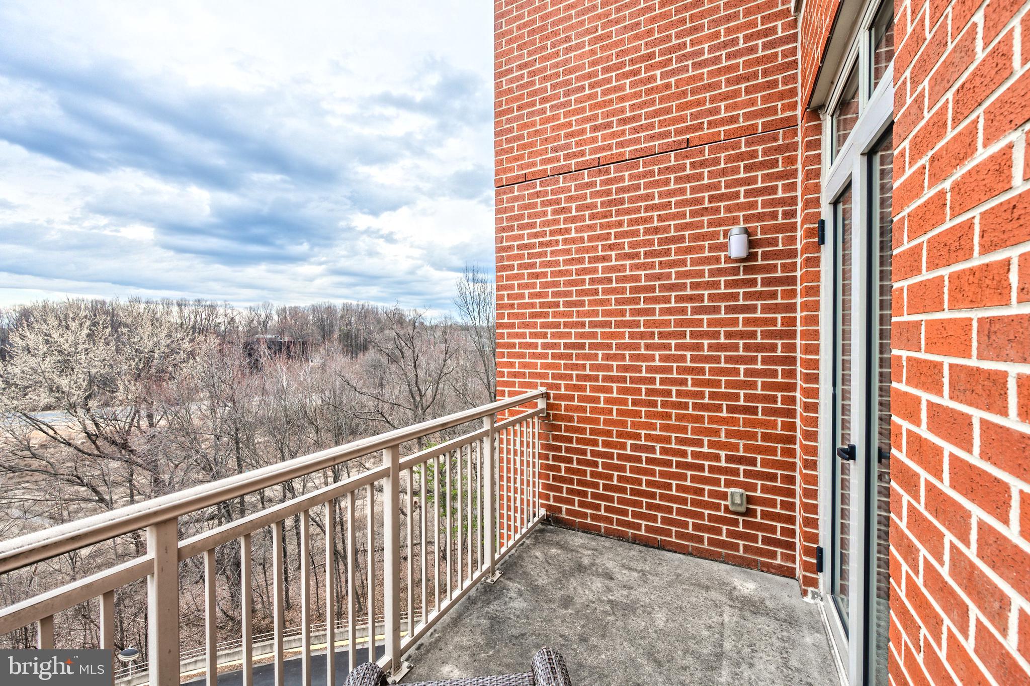 ELAN AT EAST MARKET - Residential