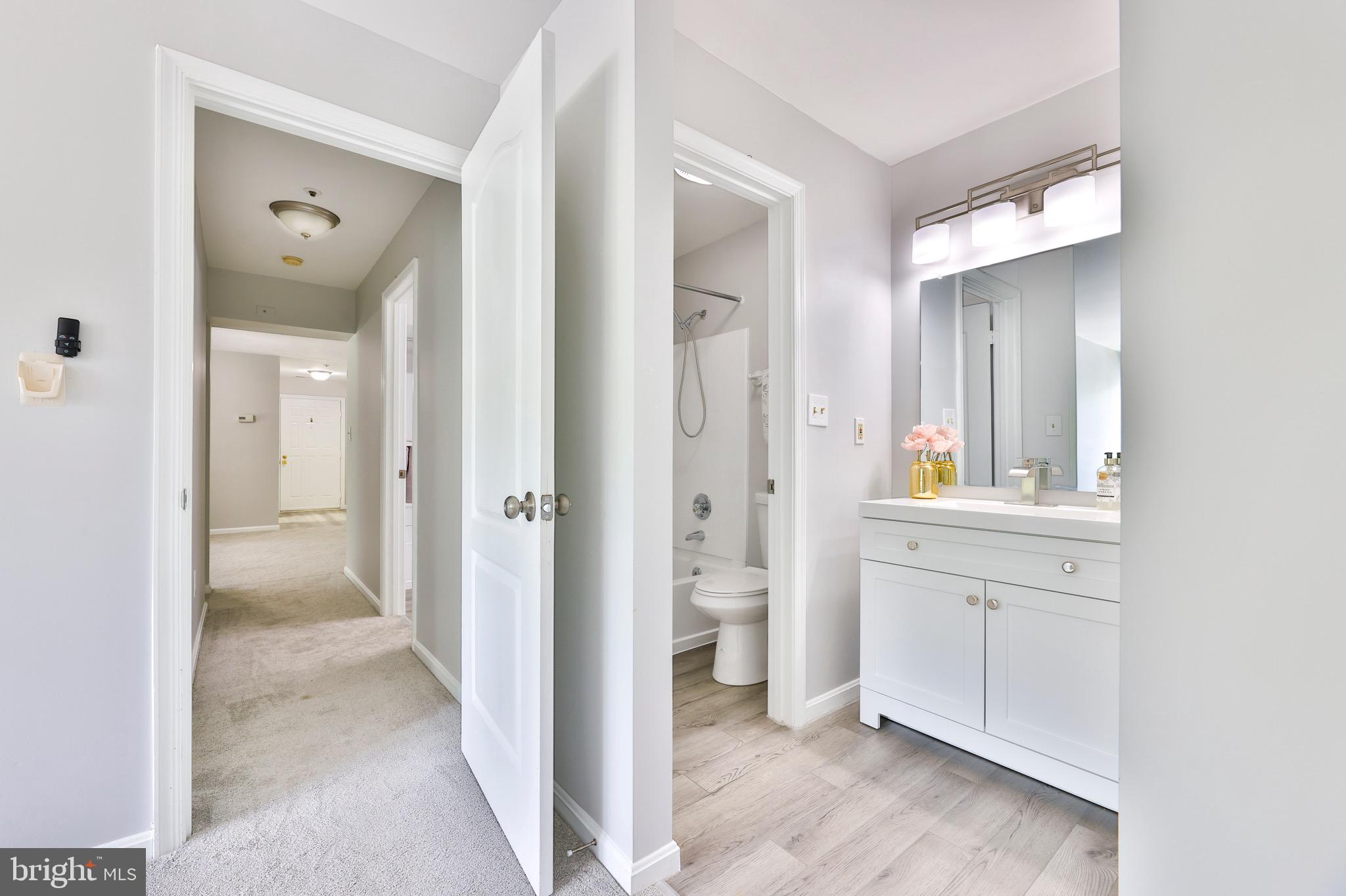 MONTGOMERY RUN - Residential