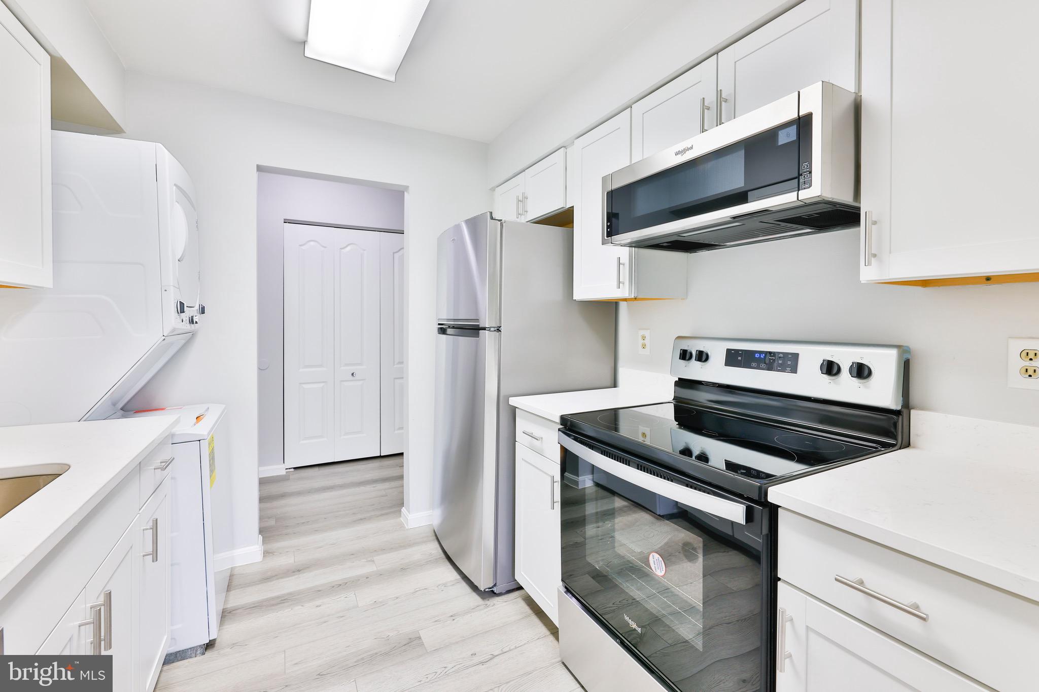 MONTGOMERY RUN - Residential