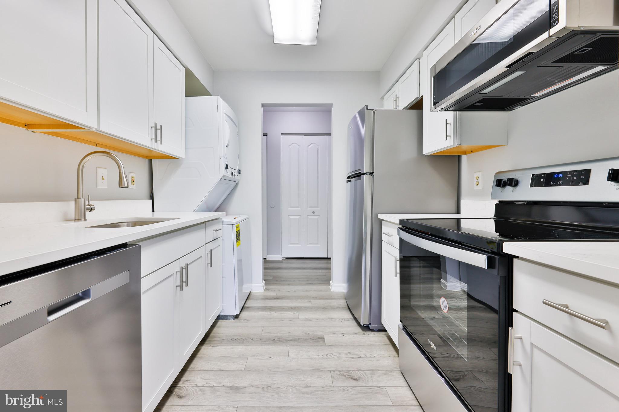 MONTGOMERY RUN - Residential