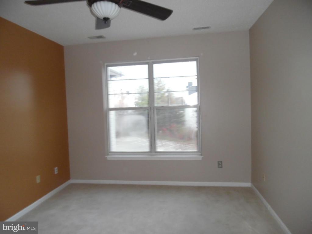 BRISTOL PARK - Residential