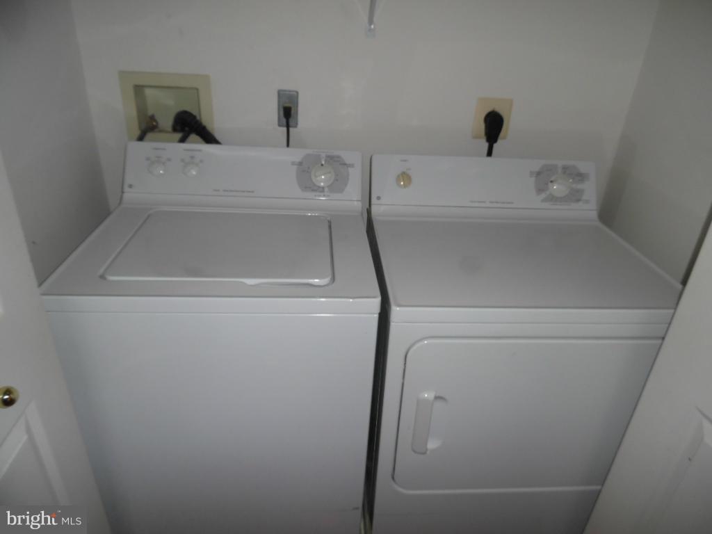 BRISTOL PARK - Residential