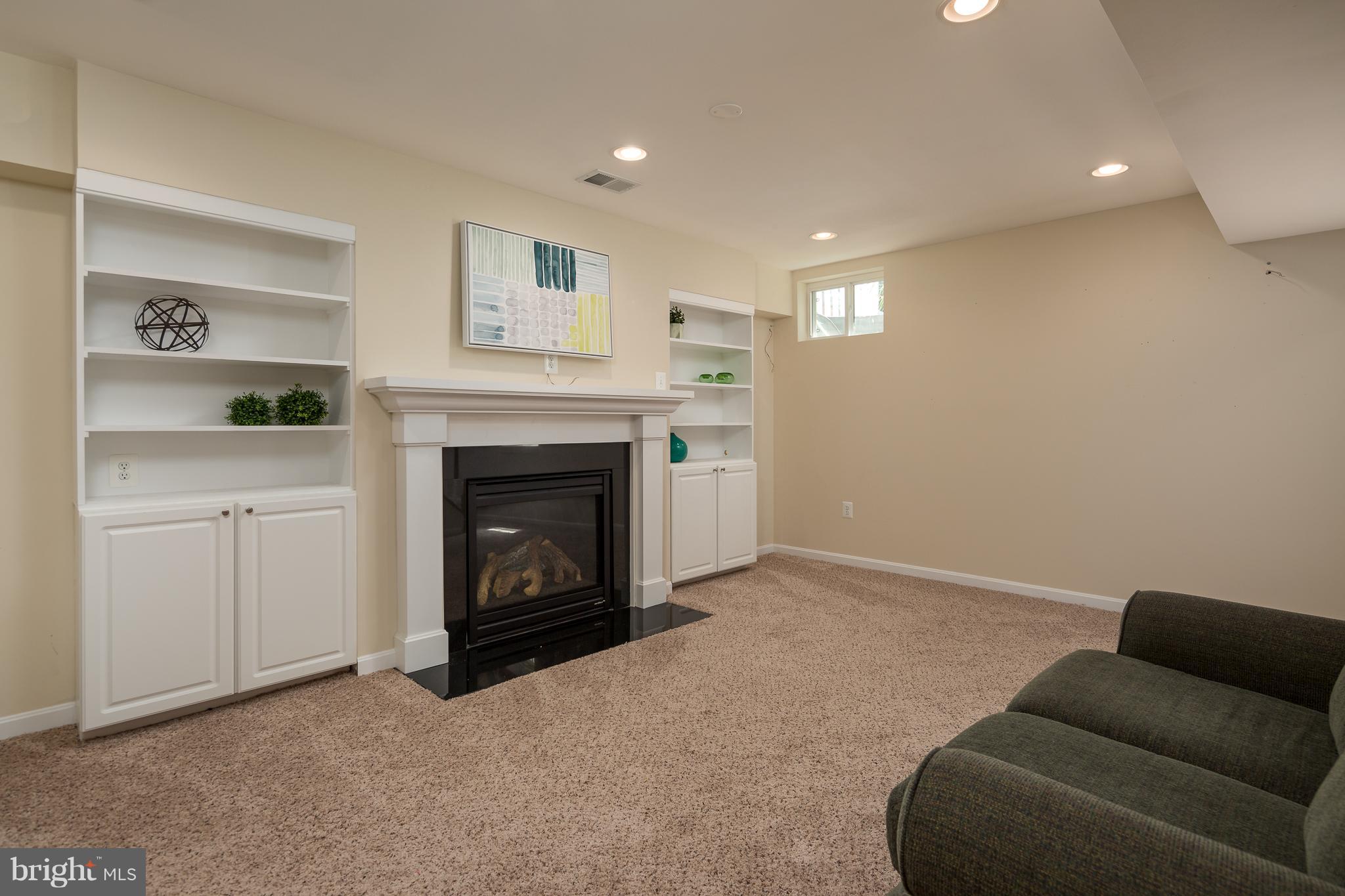 BRAEMAR/VILLAGES AT SAYBROOKE - Residential