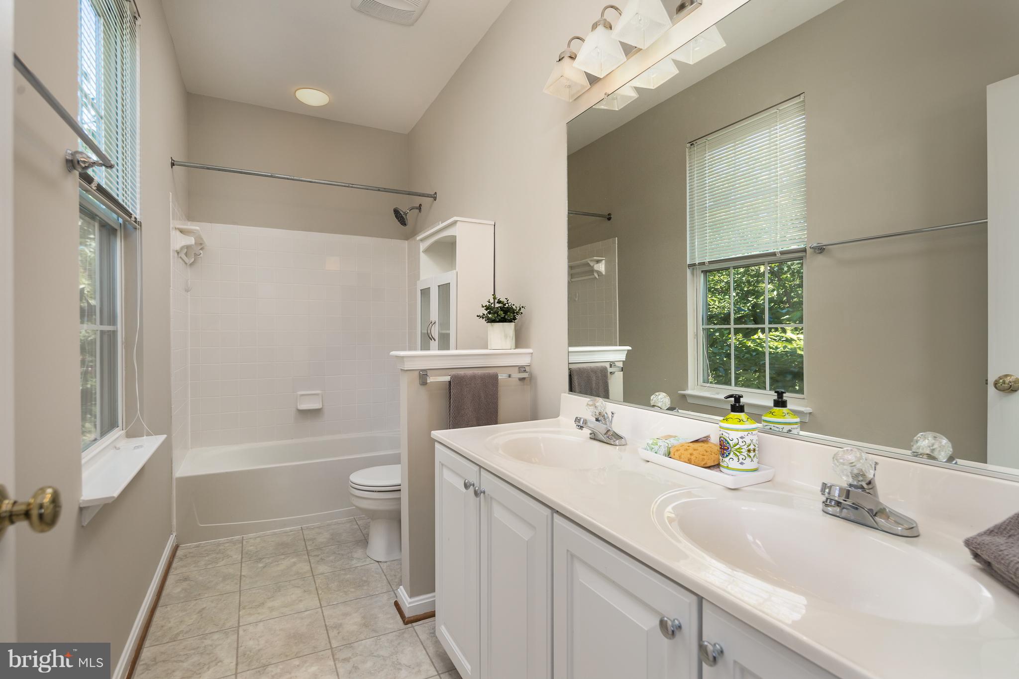 BRAEMAR/VILLAGES AT SAYBROOKE - Residential