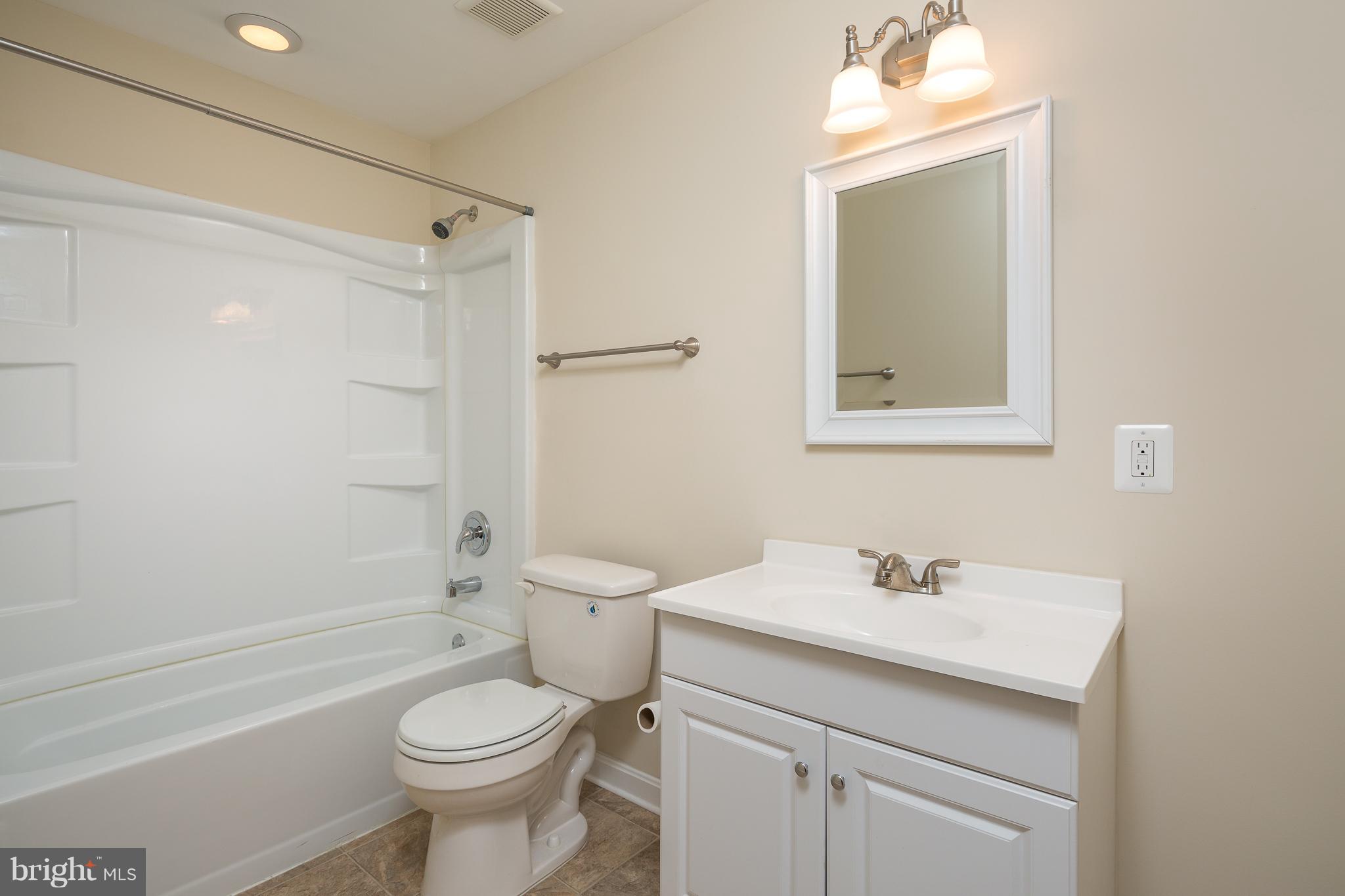 BRAEMAR/VILLAGES AT SAYBROOKE - Residential