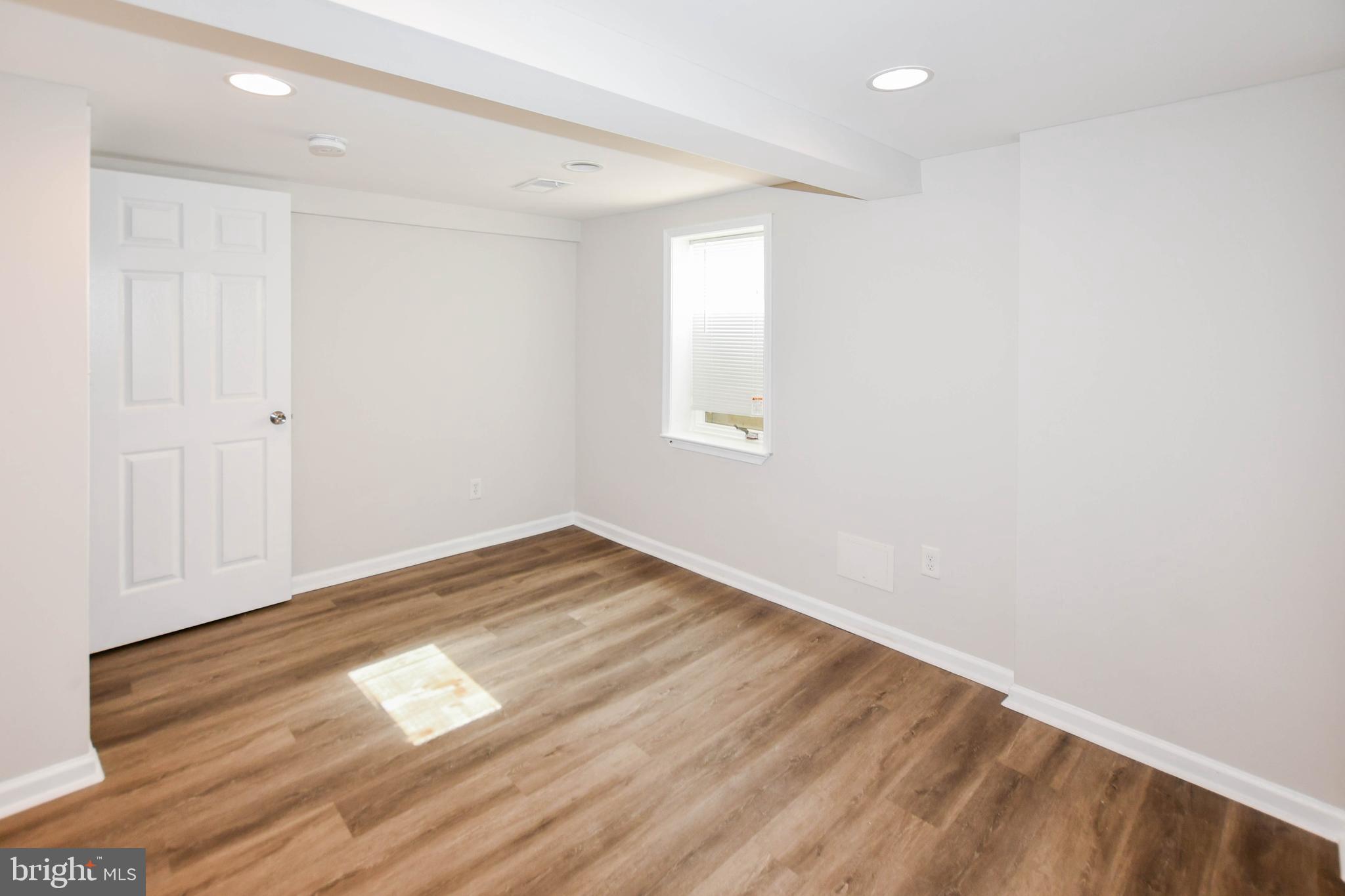 BROWNS WOODS - Residential
