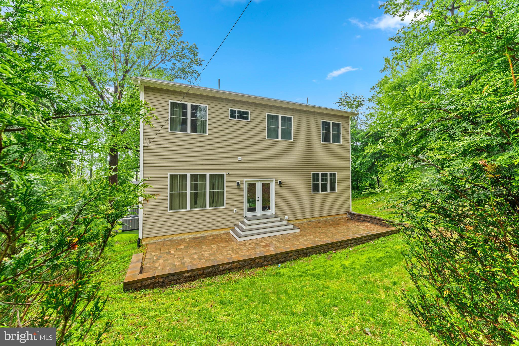 POPLAR HILL - Residential