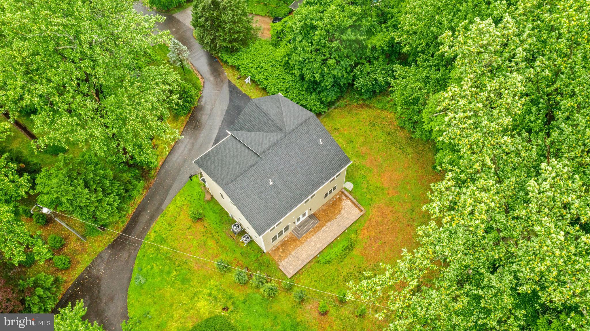 POPLAR HILL - Residential