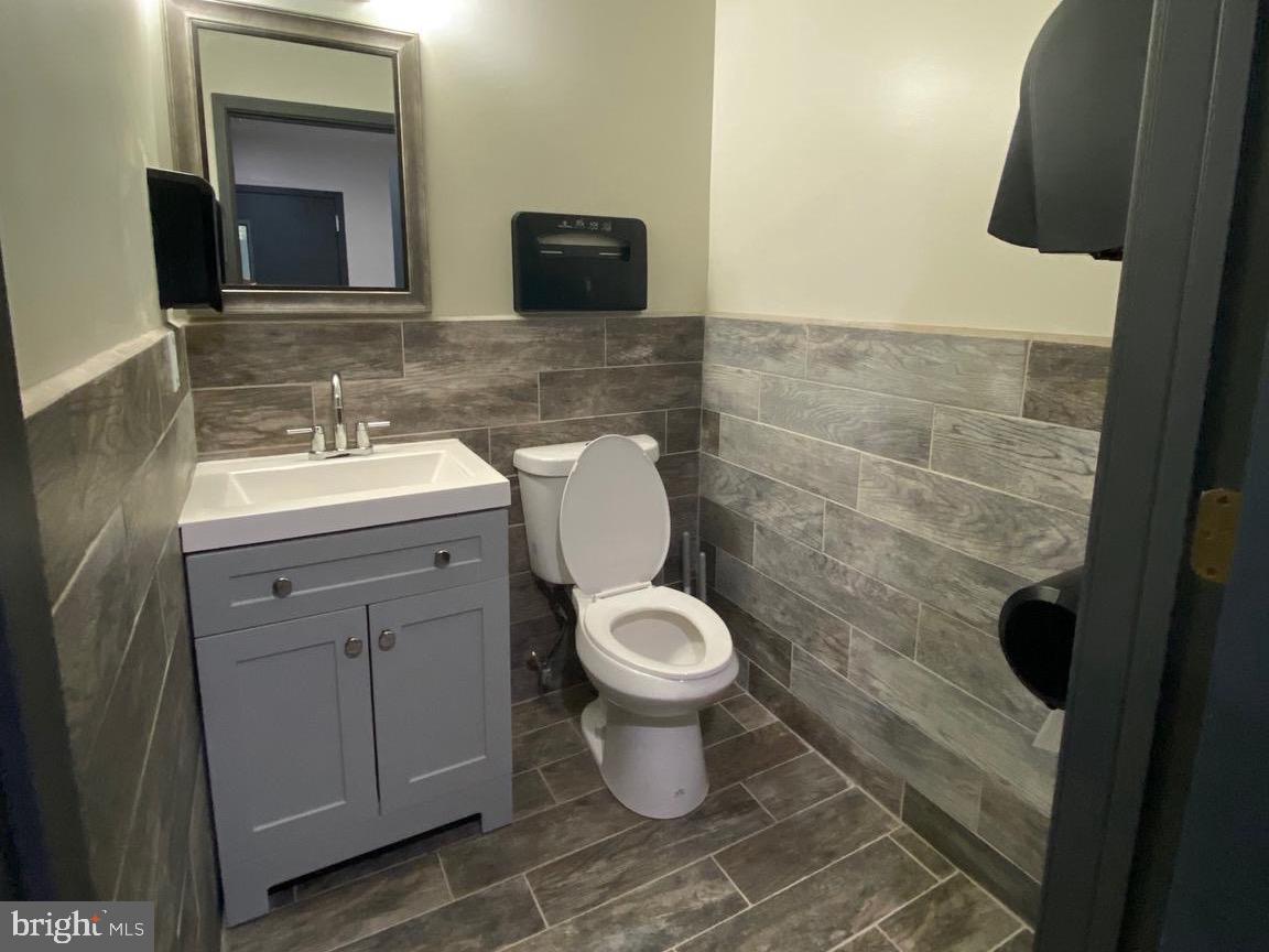 521 SICKLERVILLE ROAD