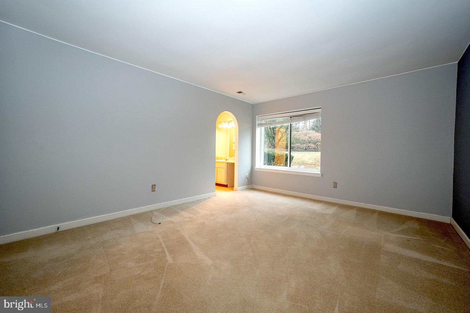 OAK KNOLL - Residential