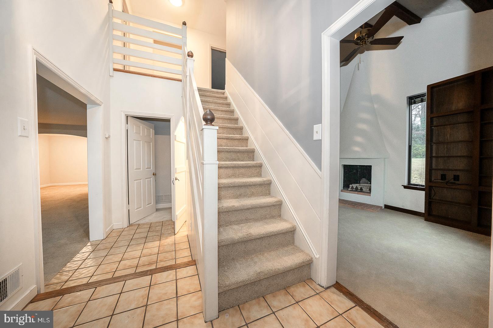 OAK KNOLL - Residential