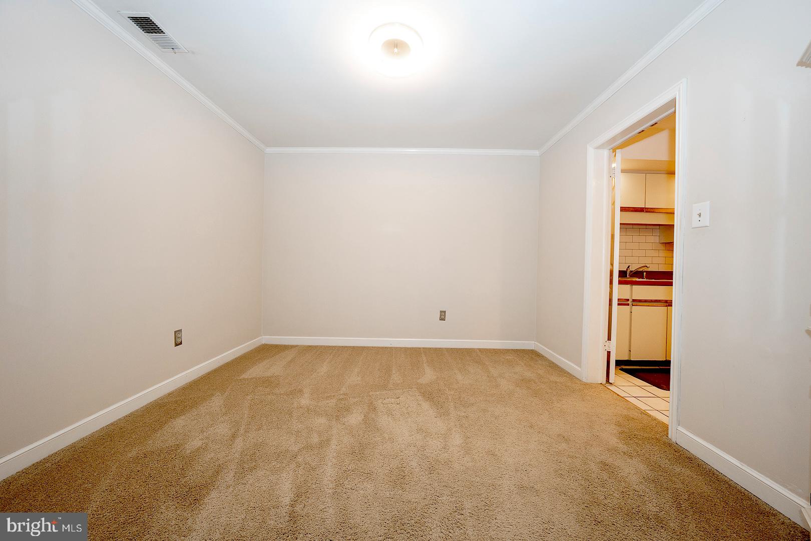 OAK KNOLL - Residential