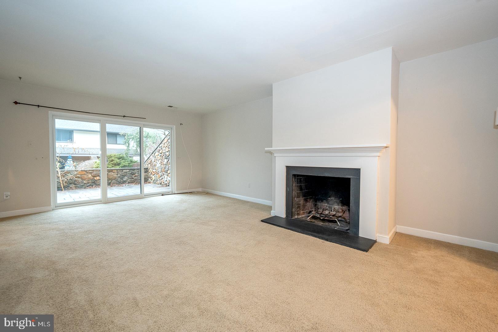 OAK KNOLL - Residential